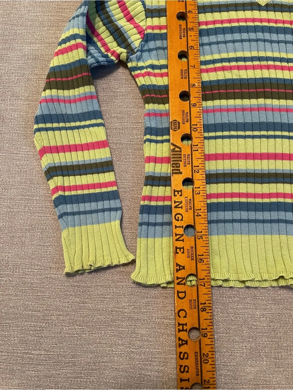 The Childrens Place ribbed neck
